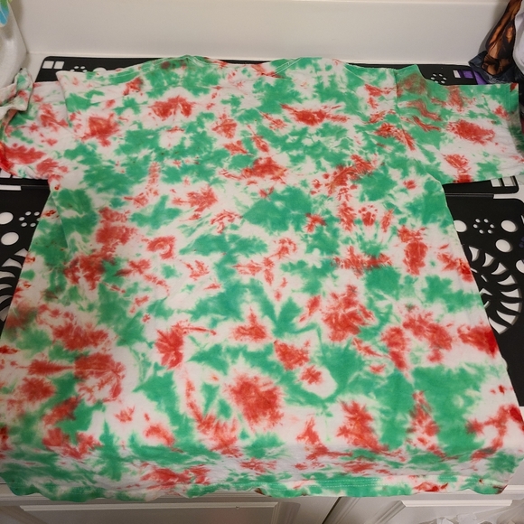 Hand tie dyed ren and Stimpy Christmas shirt - Picture 4 of 6